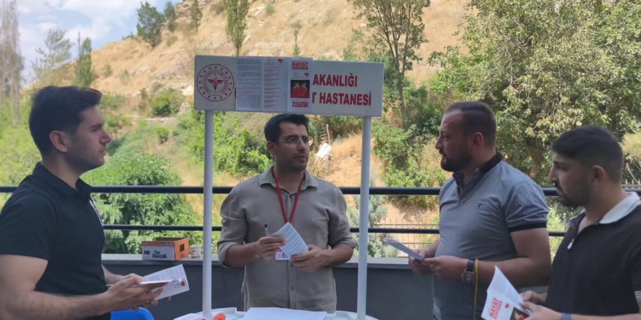 Uludere ilçesinde farkındalık ve anket çalışması gerçekleştirildi