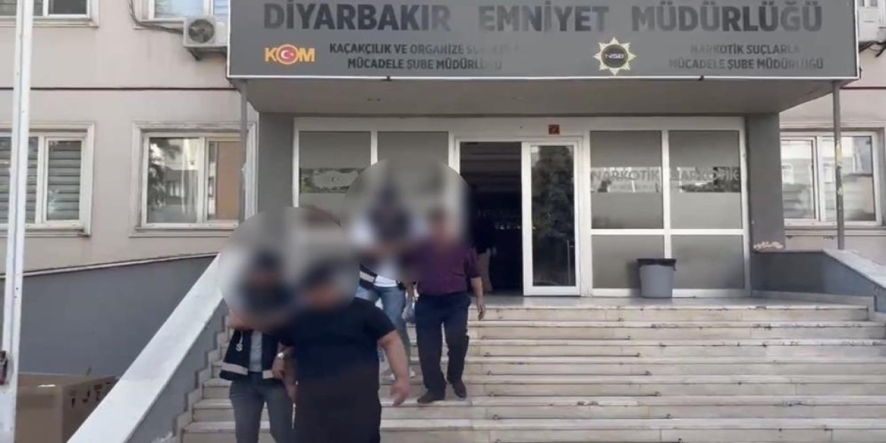 Diyarbakır'da tefeci ve yağma operasyonunda 2 kişi tutuklandı