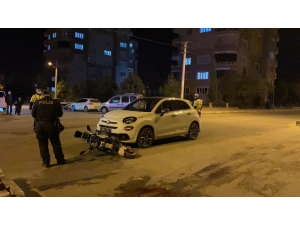 Adıyaman'da otomobilin çarptığı elektrikli bisiklet sürücüsü ağır yaralandı