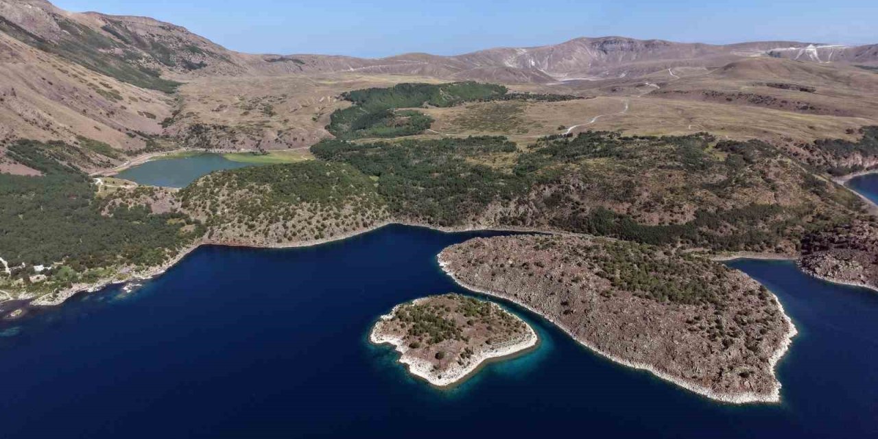 Bitlis’teki Nemrut Kalderası ‘Milli Park’ ilan edildi