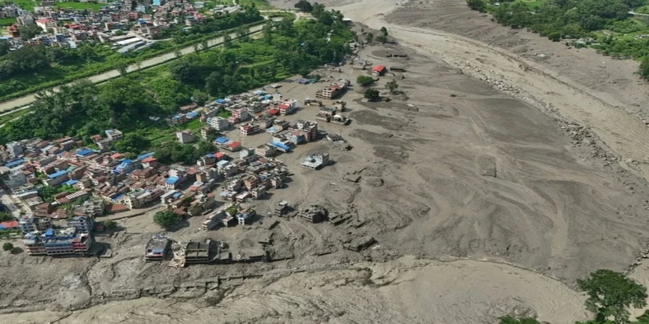 Nepal’de Büyük Felaket: 177 Ölü, 1300 Kayıp