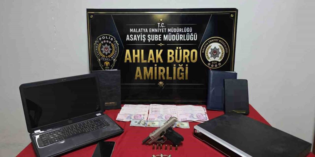 Fuhuş operasyonunda 12 kadın kurtarıldı
