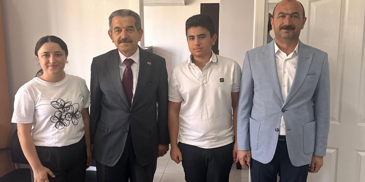 Vali Ekici’den Esnaf ve Sanatkârlar Odası Başkanı Ertaş’a ziyaret