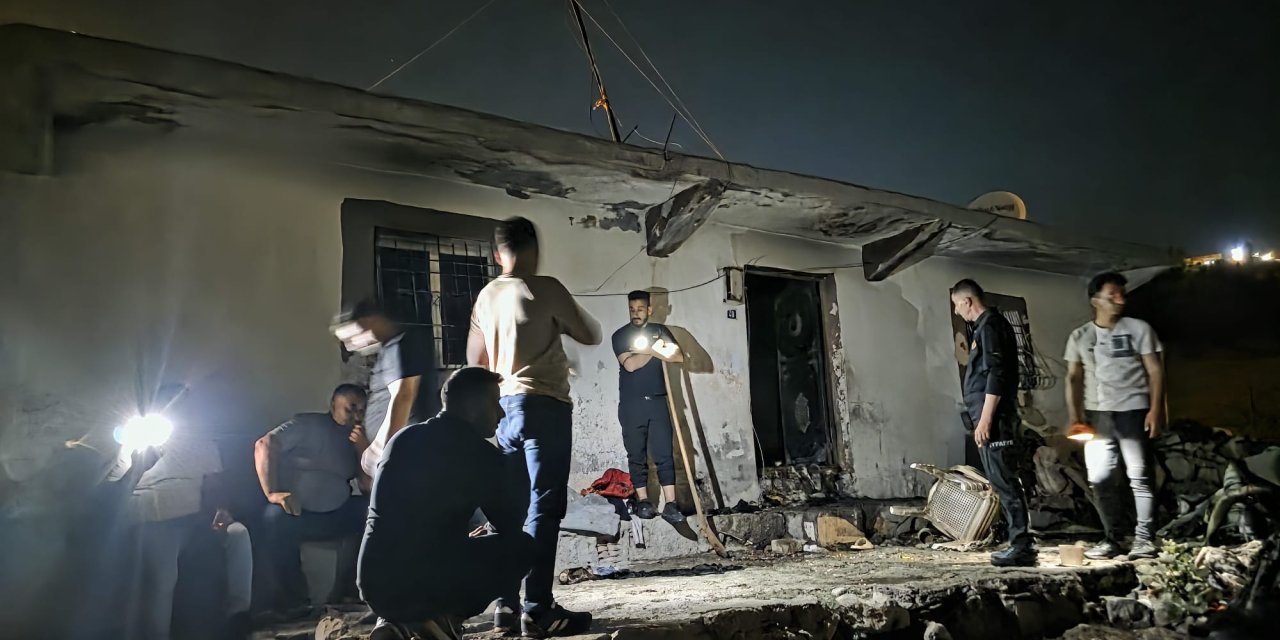 Şırnak’ta Ev Yangını: Bir Oda Tamamen Yandı, Ev Kullanılamaz Hale Geldi