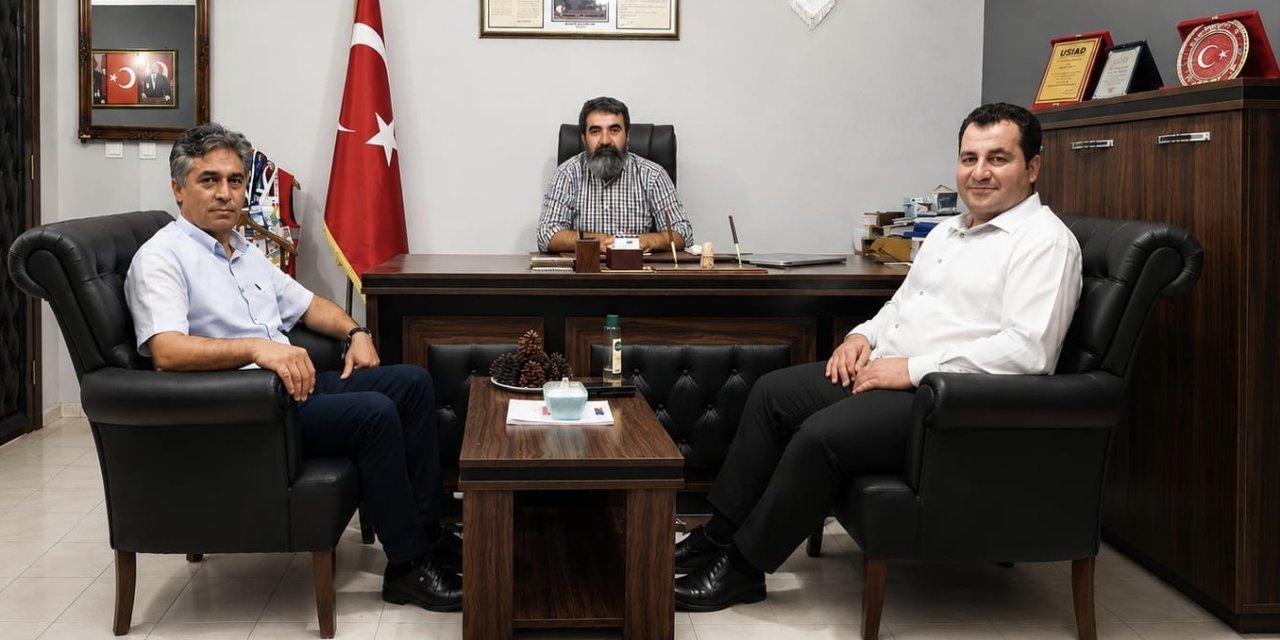 Şırnak Gazeteciler Cemiyeti’nde Ortadoğu Ve Kalkınma Yolu Buluşması