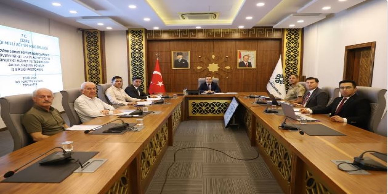 Cizre’de Okul Güvenliği Toplantısı Gerçekleştirildi