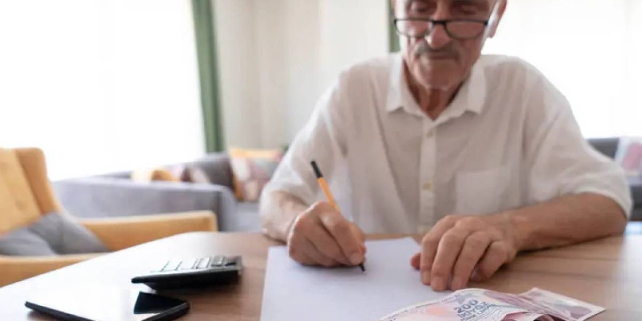 OVP’ye göre Ocak 2027 maaş zammı belli oluyor: Emekliye yüzde 9, memura yüzde 7