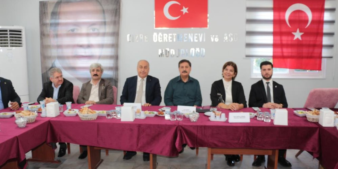 Milletvekilleri Cizre’de mesajı verdi: “İnadına kardeşlik”