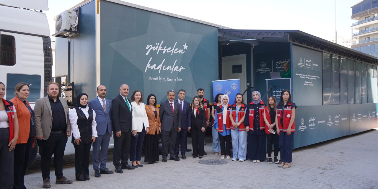 ‘Yükselen Kadınlar Girişimcilik Eğitim Tırı’ Şırnak’ta