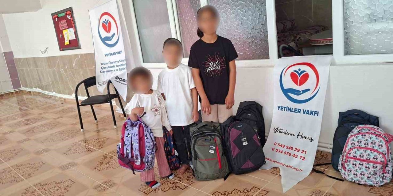 Çermik’te 43 Yetim Öğrenciye Kırtasiye Yardımında Bulunuldu