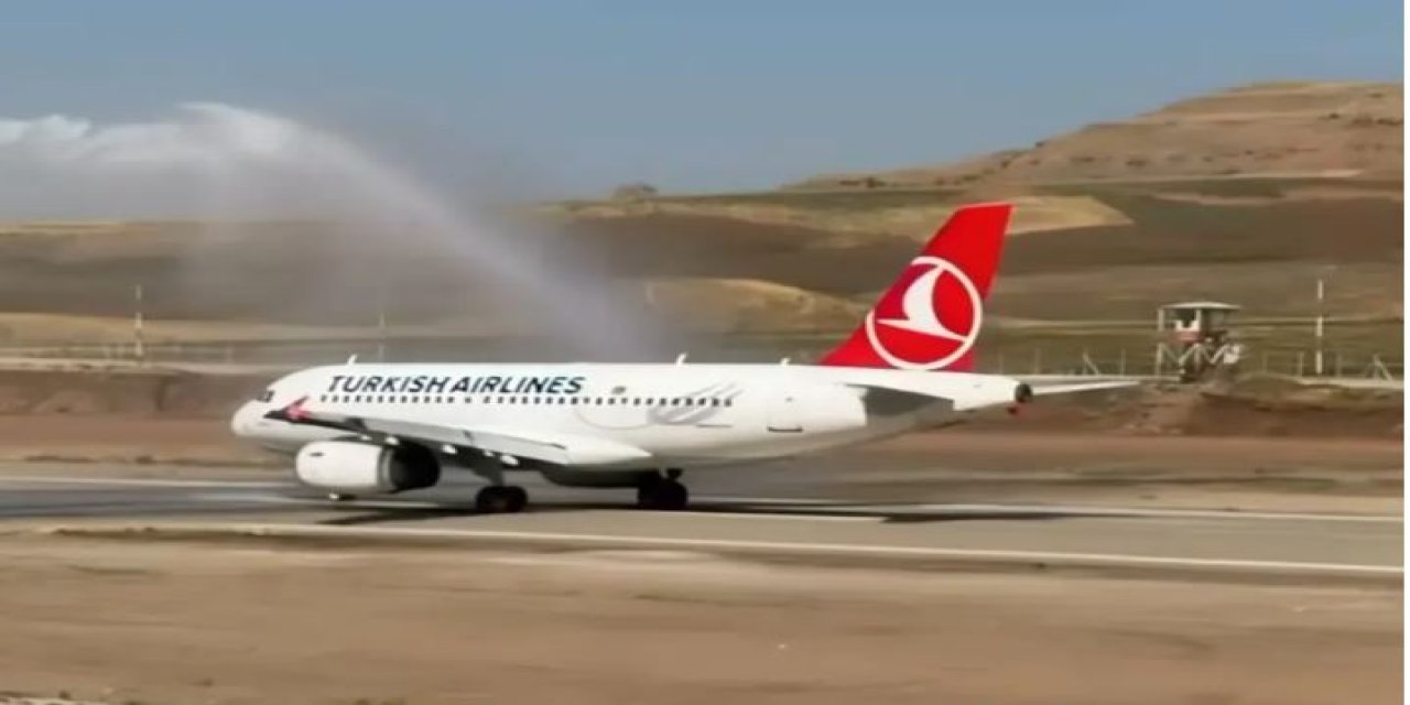 Şırnak'a komşu ilde aylar sonra ilk uçuş yapıldı!