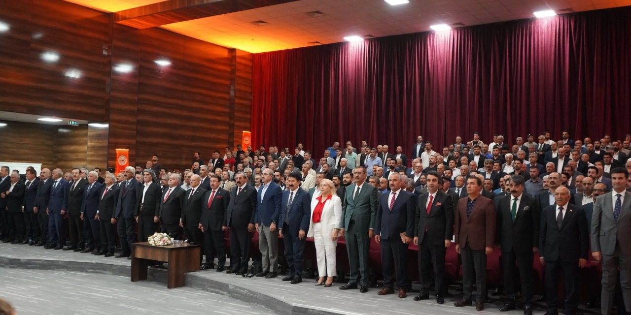 Van’da “Kadim Kardeşlik, Büyük Türkiye Mutabakatı” Çalıştayı Gerçekleştirildi