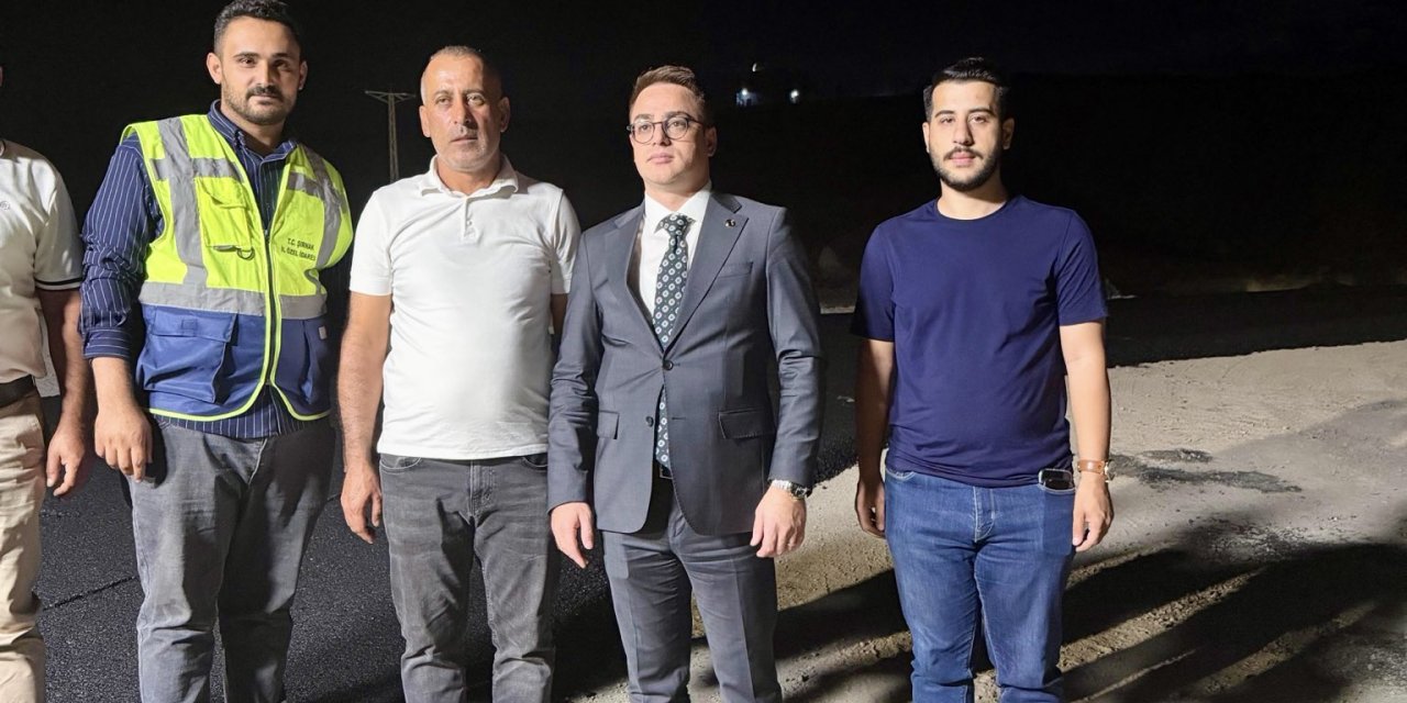 Şırnak’ta Gece Mesaisinde Yol Çalışmaları Sürüyor