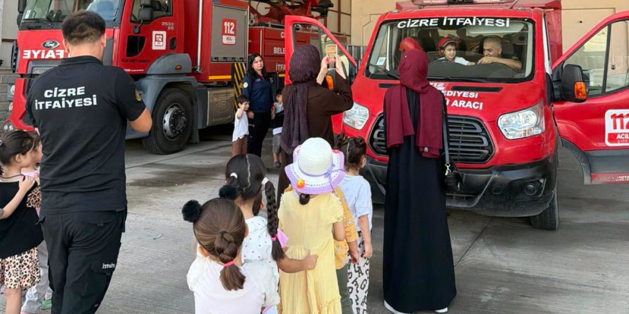 Minik Öğrencilerden Cizre İtfaiyesi’ne Ziyaret