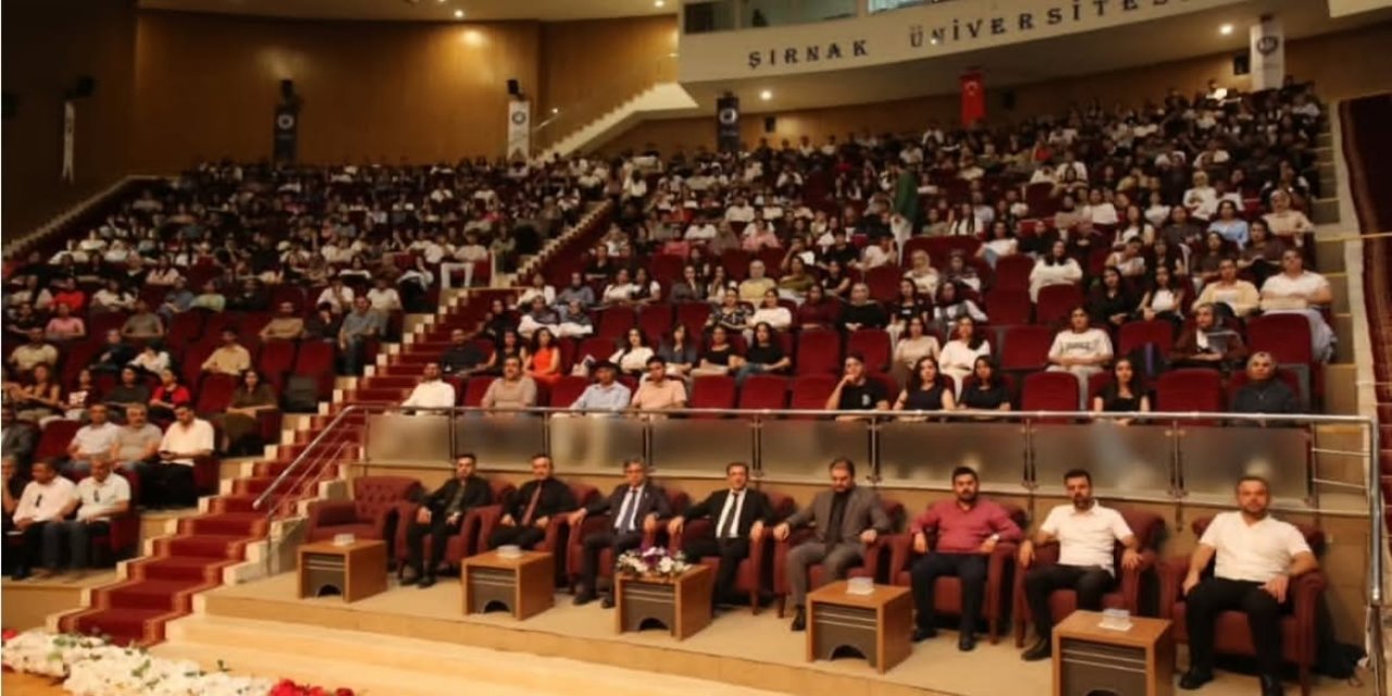 Şırnak Yeşilay, üniversitelilerle bağımlılık farkındalığı çalışması yaptı