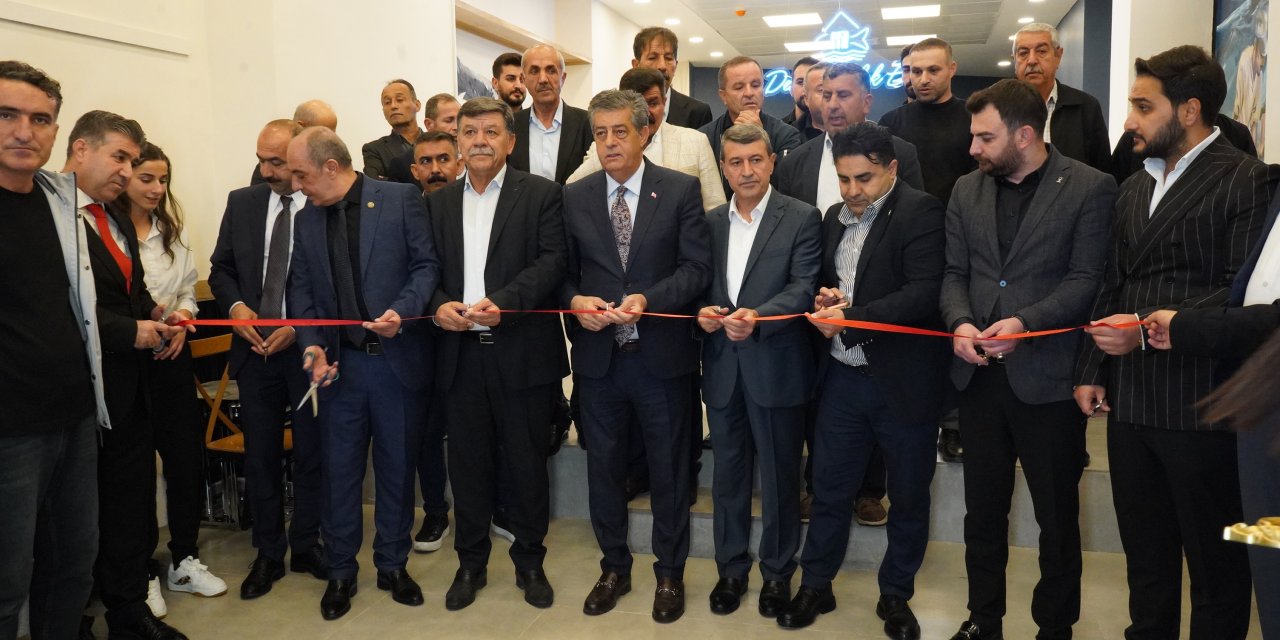 Şırnak’ta Deniz Balık Evi’nden Yeni Hizmet: Çiğ Balık Satış Noktası Açıldı