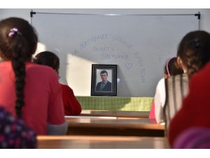 Şehit Necmettin Yılmaz'ın öğrencileri Öğretmenler Günü'nü buruk kutladı