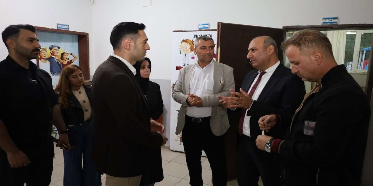 Ortabağ Köyündeki Okullar, Kaymakam Kaya Tarafından Ziyaret Edildi