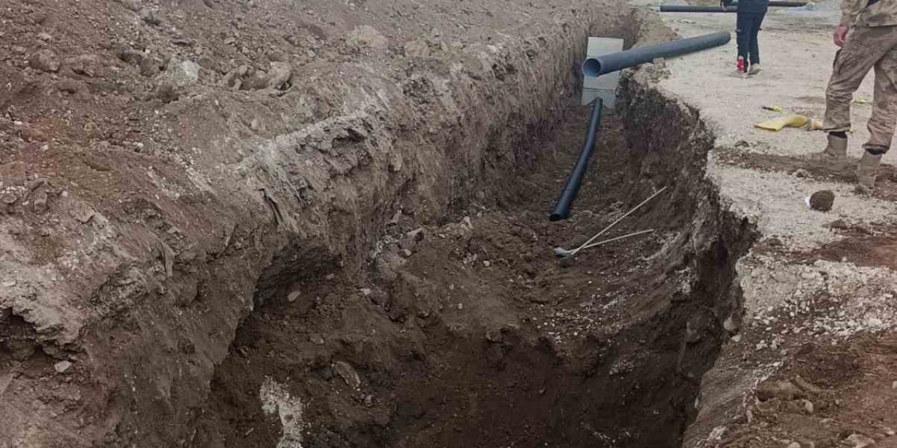 Van’da göçük altında kalan işçi hayatını kaybetti