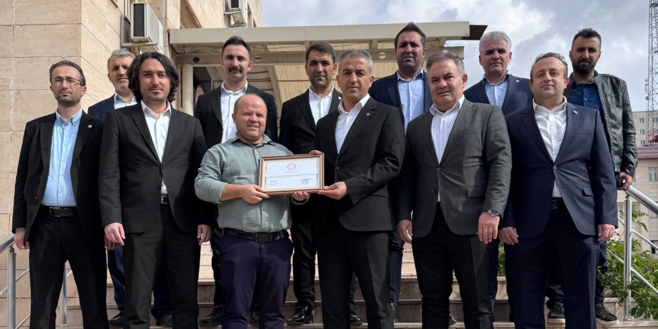 Abdullah Çatı Mazbatasını Alarak Yeni Döneme Başladı