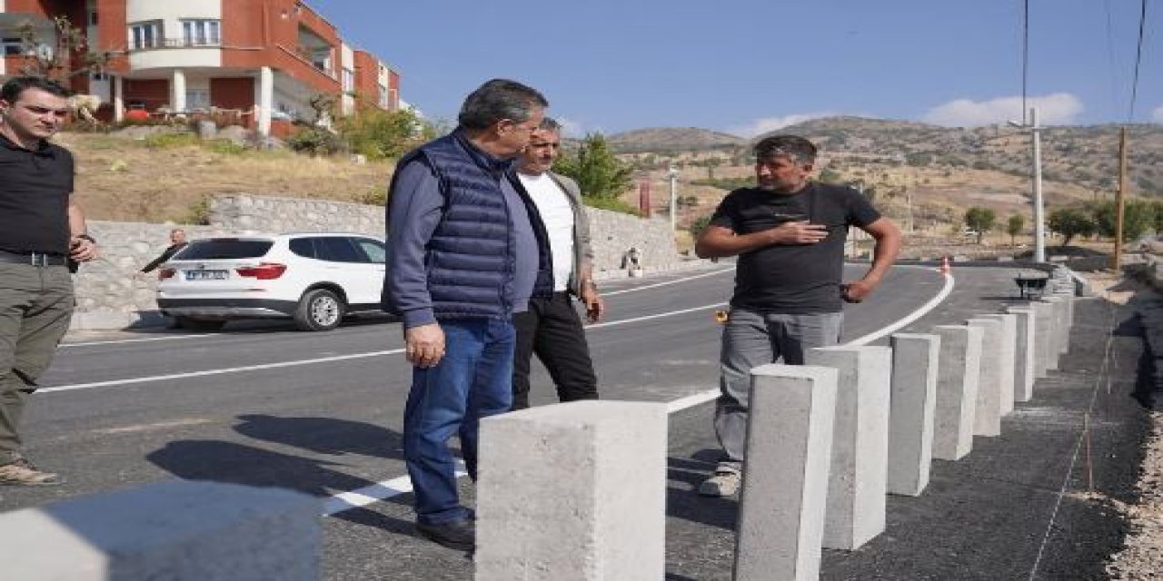 Şırnak’ta Tümen Afet Konutları ile Van Yolu Bağlantısında Kaldırım Çalışmaları Sürüyor