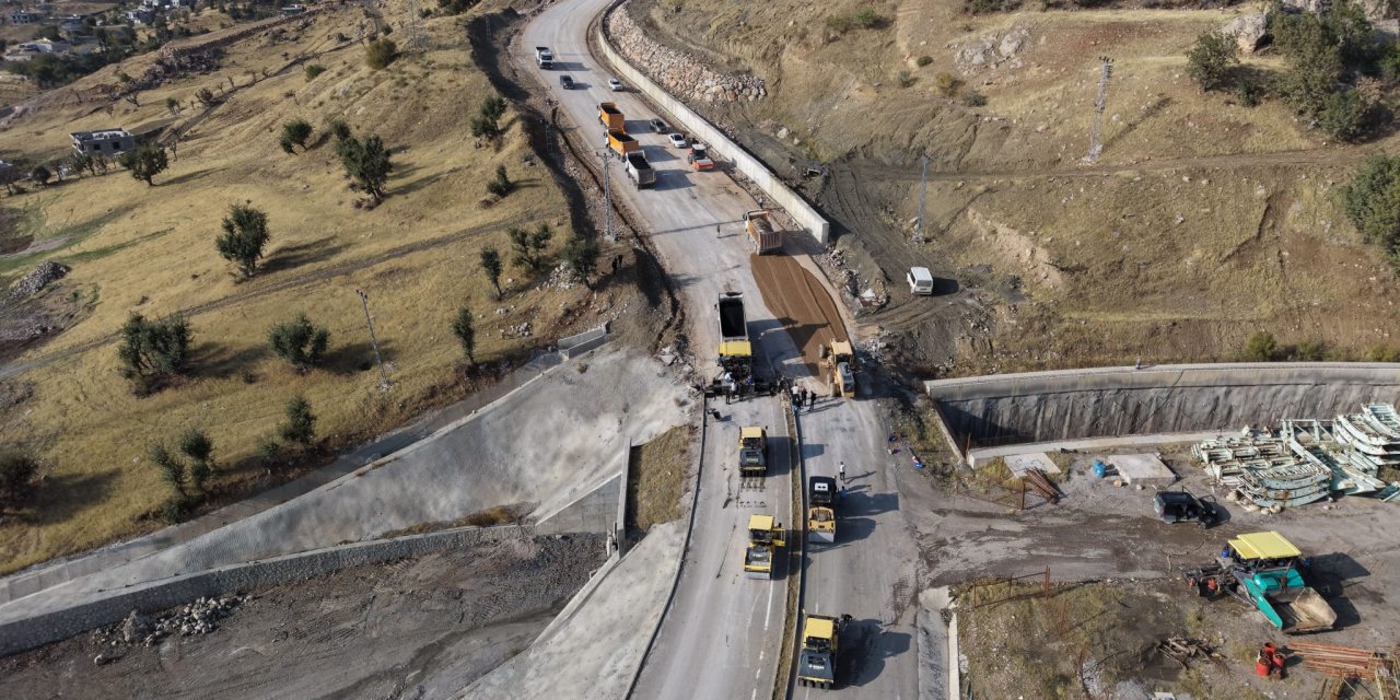 Şırnak Kuzey Çevre Yolu’nda Asfalt Serimi Başladı: 1 Haftaya Tamamlanıyor!