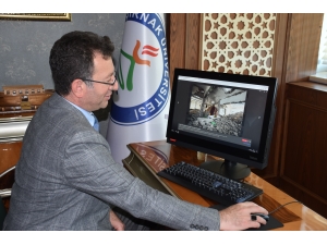 ŞÜ Rektörü Prof. Dr. Erkan, AA'nın "Yılın Fotoğrafları" oylamasına katıldı