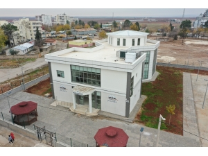 Şanlıurfa Büyükşehir Belediyesi'nin Hilvan'da yaptırdığı kütüphane tamamladı