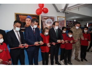 Şırnak'ta Gazi Uzman Çavuş Hüseyin Çakmak adına kütüphane açıldı