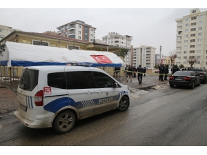Şanlıurfa'da taziye evinde çıkan silahlı kavgada 3 kişi yaralandı