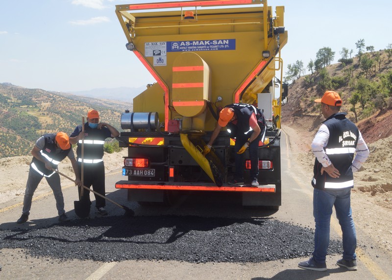 BAŞAĞAÇ VE GÜNEYCE KÖY YOLARINA SICAK ASFALT
