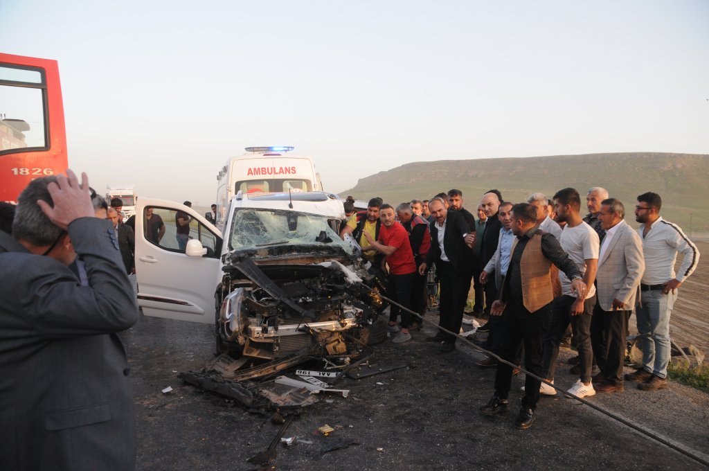 Şırnak'ta iki ayrı trafik kazasında 3 kişi öldü, 2 kişi yaralandı