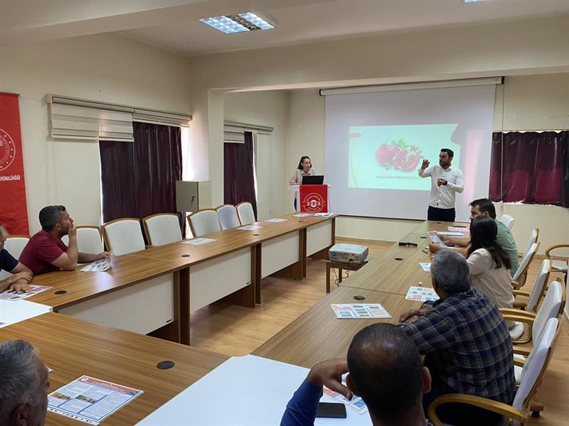 NAR HASTALIK VE ZARARLILARI ÇİFTÇİ BİLGİLENDİRME TOPLANTISI YAPILDI