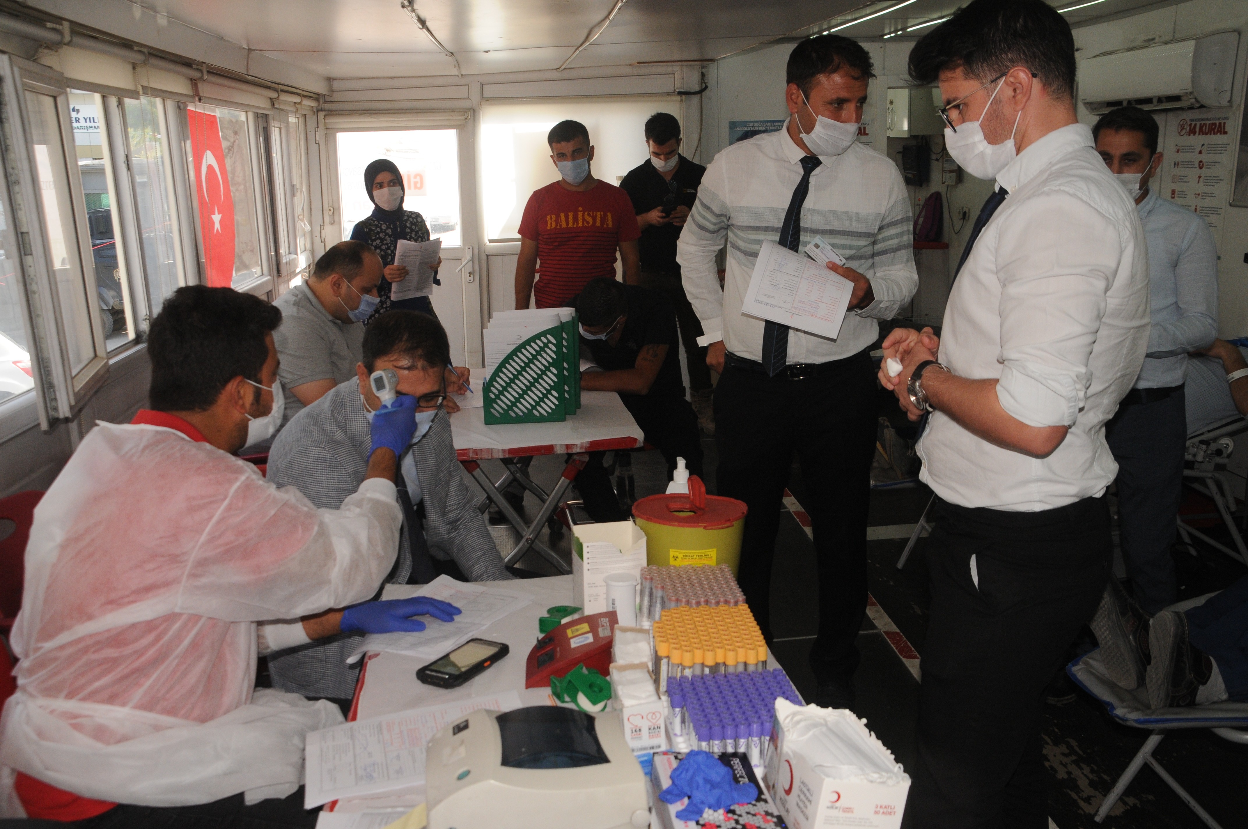 CİZRE DENETİMLİ SERBESTLİK MÜDÜRLÜĞÜNDEN KIZILAY’A KAN BAĞIŞI DESTEĞİ