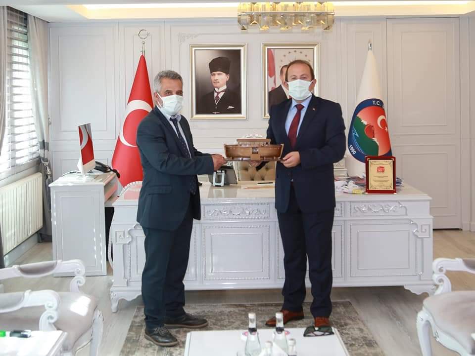 TÜRKİYE HAVA SPORLARI FEDERASYONU HEYETİ, VALİ ALİ HAMZA PEHLİVAN’I ZİYARET ETTİ