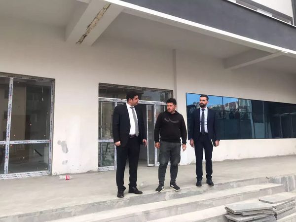 Özdemir, Sağlıklı Yaşam Merkezini Ziyaret Etti