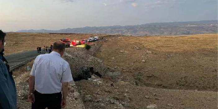 Kamyon Kaza Yaptı 4 Kişi Hayatını Kaybetti 2 Kişi Ağır Yaralandı