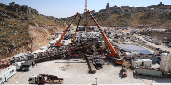 Gabar Petrol Sahasında Sondaj Kulesi Devrildi! 1 Mühendis Hayatını Kaybetti