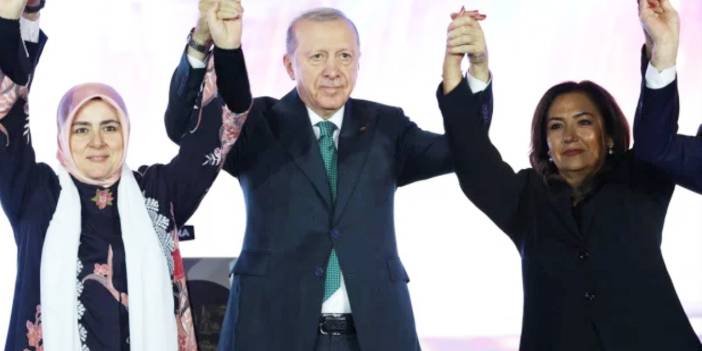 İdil Belediye Başkanı Türkan Kayır, neden AK Parti’ye katıldığını açıkladı
