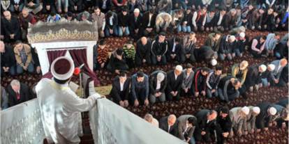 Silopi’de Camii’nin Elektriği Kesildi: Cuma Hutbesi Mikrofonsuz Okundu