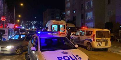 Polis memuru evinde tabanca ile vurulmuş halde bulundu