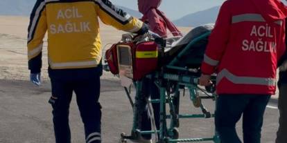 Hakkari'de rahatsızlanan bebek ambulans helikopterle sevk edildi