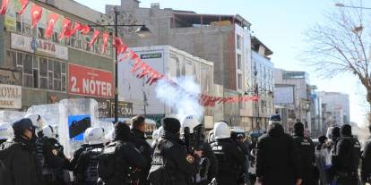 Van’da polis müdahalesinde 172 kişi gözaltına alındı