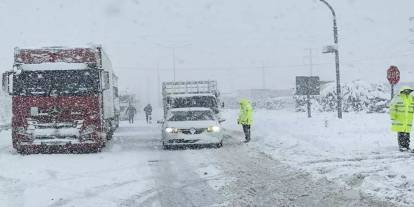 Sürücüler Dikkat! 6 ilde ağır taşıtların trafiğe çıkışı yasaklandı