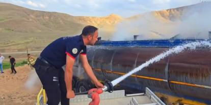 Şırnak’ta TIR Garajında Çıkan Yangına Anında Müdahale Edildi
