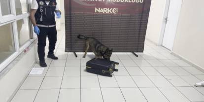 Batman’da uyuşturucu dolu valiz narkotik köpeğine takıldı