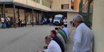 Trafoyu onarmaya çalışırken akıma kapılan kişi hayatını kaybetti