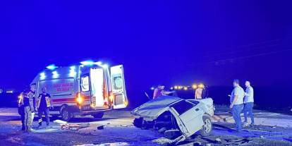 Tır ile otomobilin çarpıştığı kazada 1 kişi öldü, 1 kişi ağır yaralandı