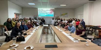 Şırnak'ta Ebelere Normal Doğum ve Beceri Arttırma Eğitimi Verildi