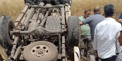 Diyarbakır'da pikap takla attı: 3 kişi yaralandı